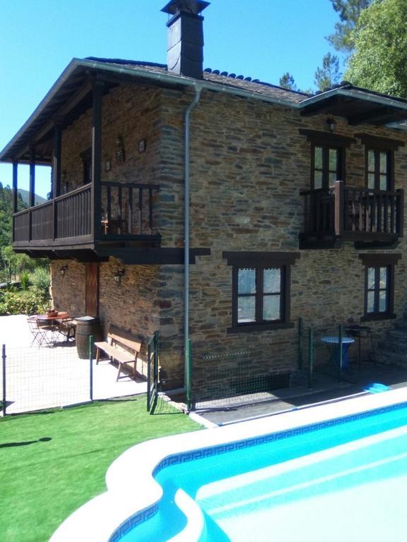 - Ferrería Quintá Casa de Campo Quiroga